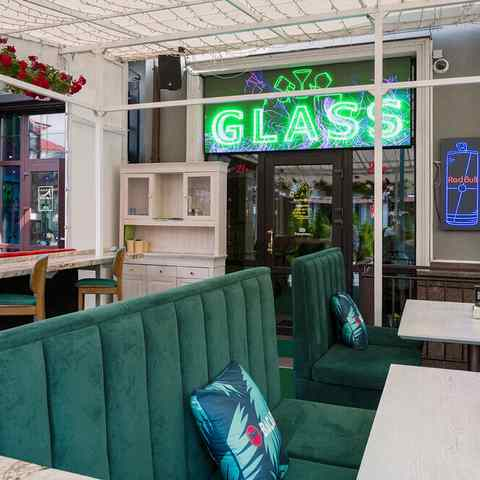 GLASS BAR